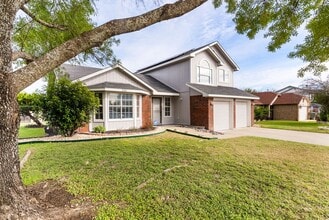 Building Photo - 2501 Lain Dr