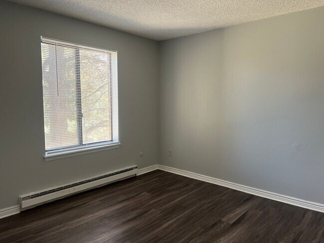 Building Photo - Newly Renovated Condo in Sable Landing   **Move-In Special**