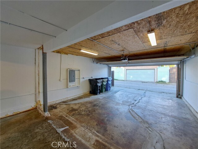 Building Photo - 20121 Comanche Ave