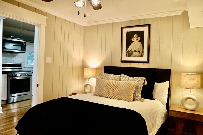 Building Photo - Stunning Historic Estate + In Ground Pool + Private Carriage House + Chef's Kitchen + Two Car Garage