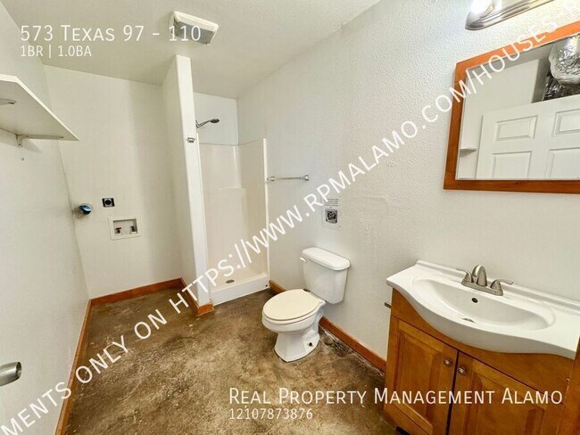 Building Photo - 573 TX-97