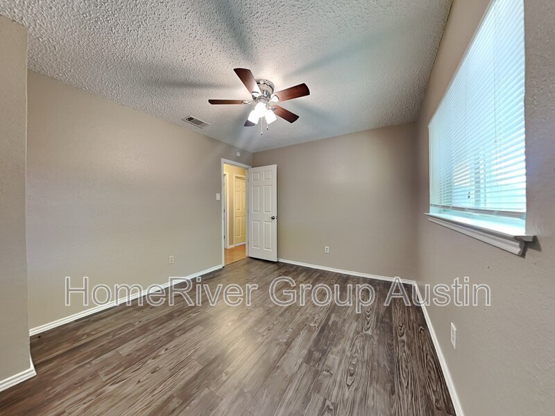 Building Photo - 1007 Edgerly Ln
