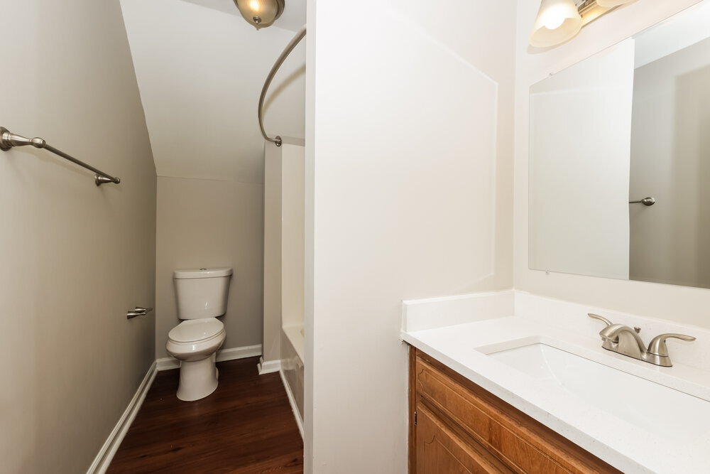 Building Photo - 2906 Kedzie Dr