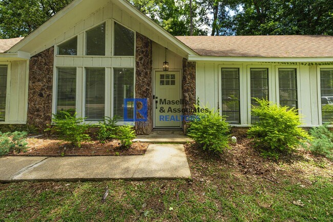 Building Photo - 107 Cumberland Rd