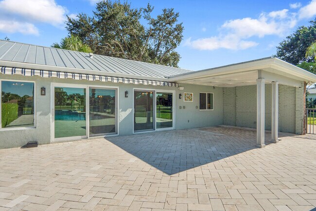 Building Photo - 8631 Steeplechase Dr