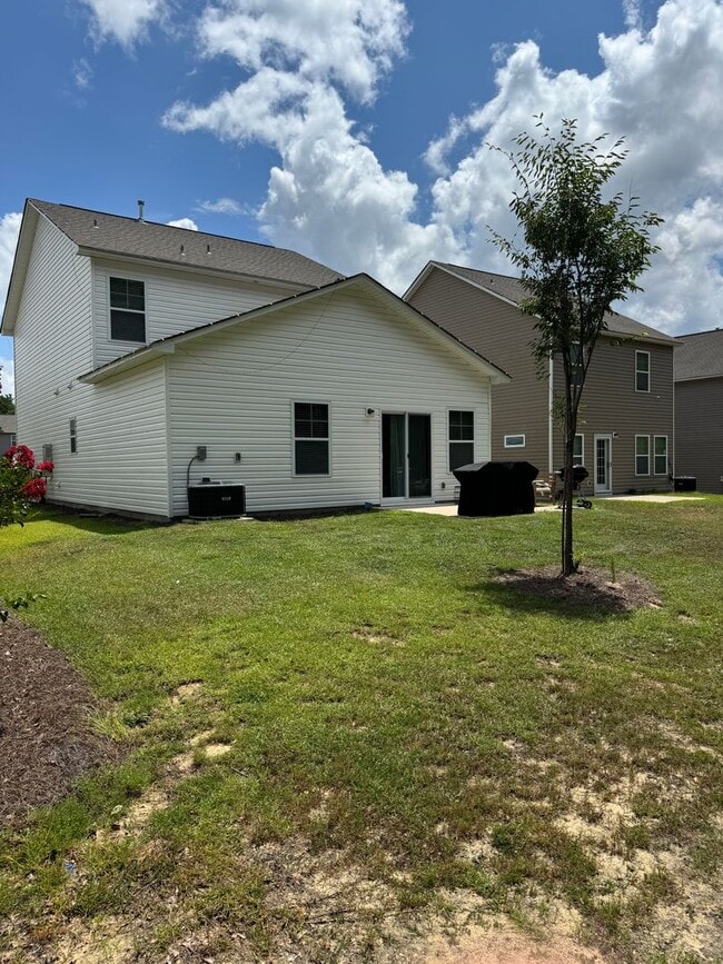 Building Photo - Wonderful Two Story Four Bedroom Home in B...
