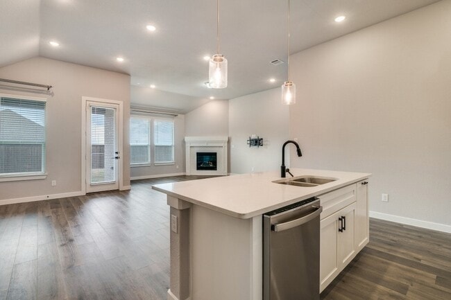 Building Photo - 7015 Hopper Ct