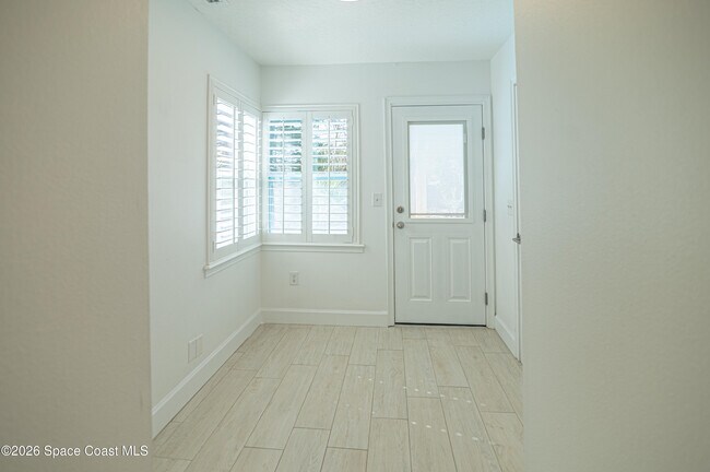 Building Photo - 311 3rd Ave