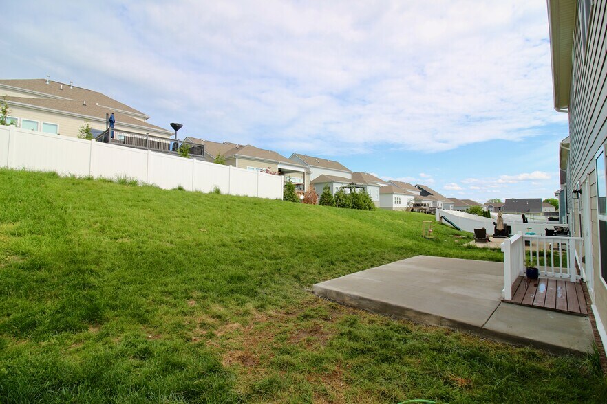 Building Photo - 819 Dean Dr