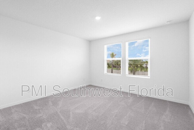 Building Photo - 3023 Novara Ln
