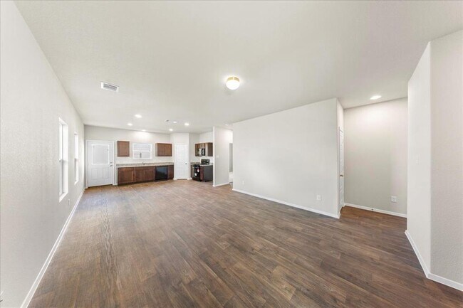 Building Photo - 211 Estallo Wy