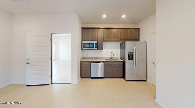 Building Photo - 7143 W Star Garden Way