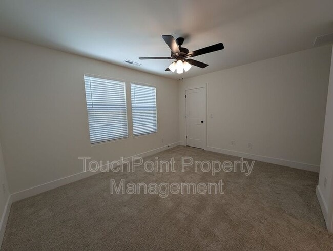 Building Photo - 1415 Arden Ave