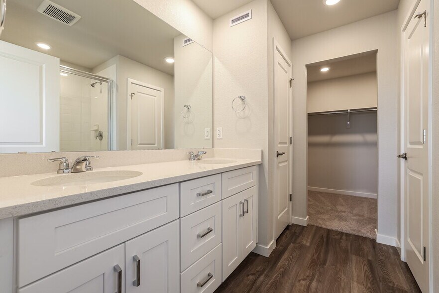 Building Photo - 2161 Flower Blossom Ave