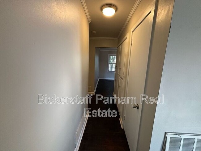 Building Photo - 1612 Celeste Dr