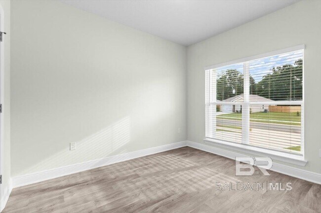 Building Photo - 13765 Shea Cir