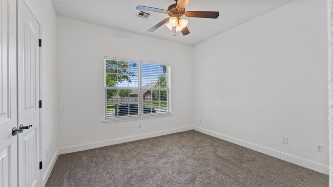 Building Photo - 410 Beasley Dr