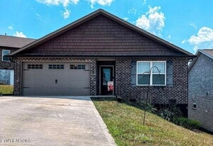 Building Photo - 2913 Zachary Pointe Ln