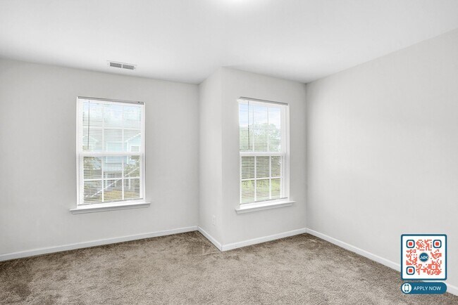 Building Photo - 1.5 Miles to Downtown Bluffton – Dive Into...