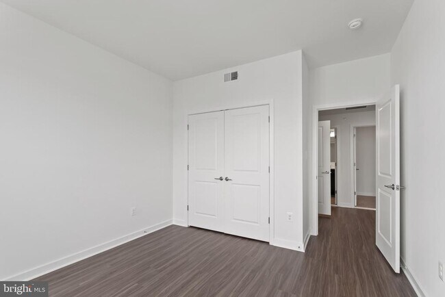 Building Photo - 714 Iron Frg Rd