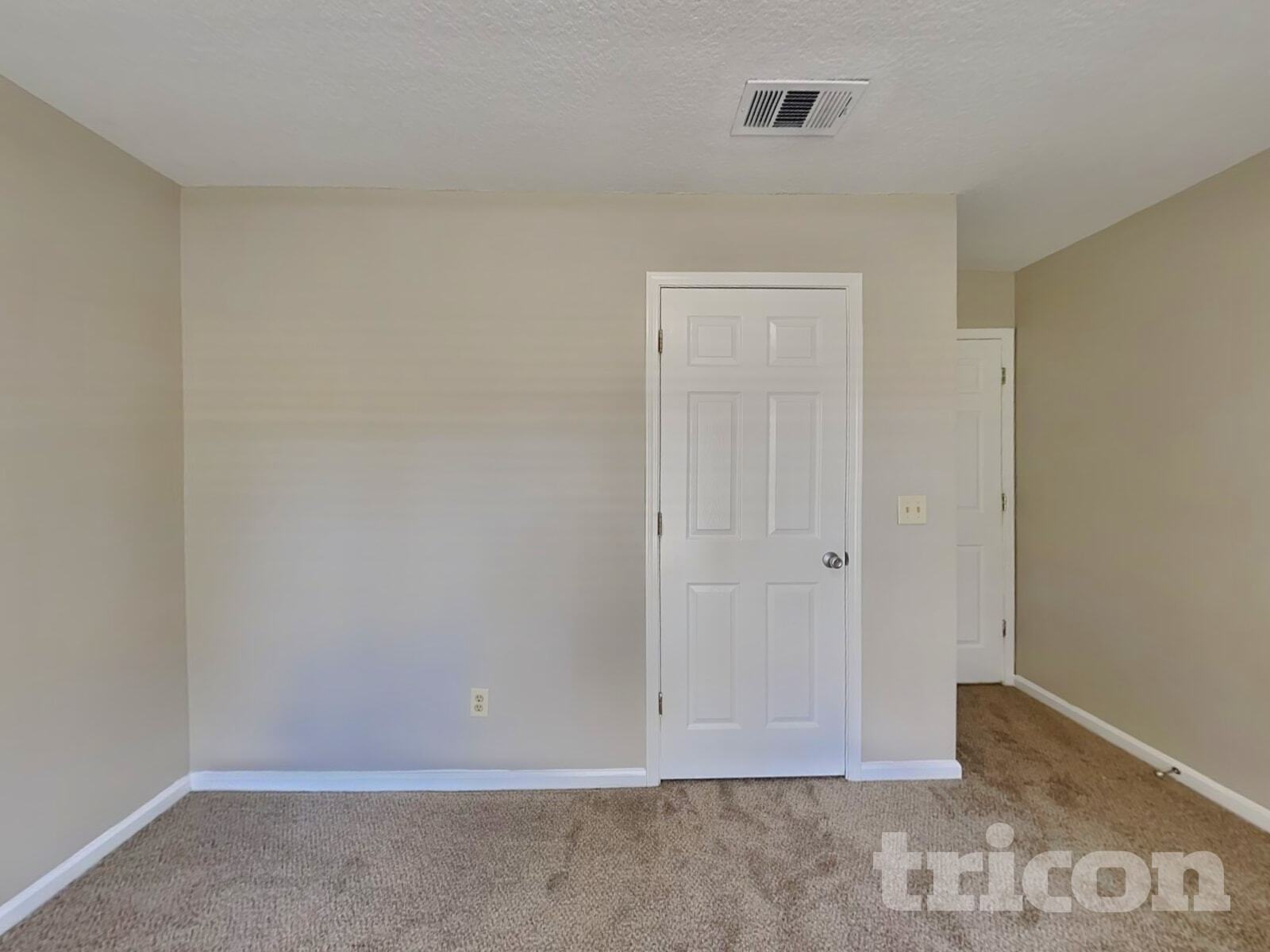 Building Photo - 4399 Princess Labeth Ct W