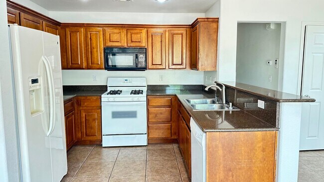 Building Photo - 5665 Rose Tiara Dr