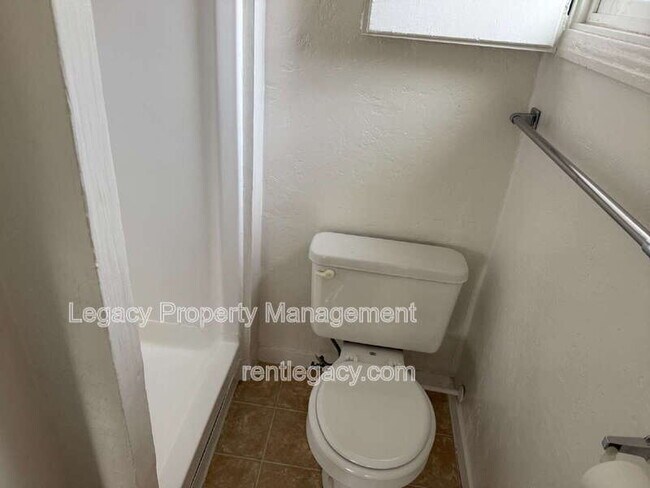 Building Photo - 5340 U St