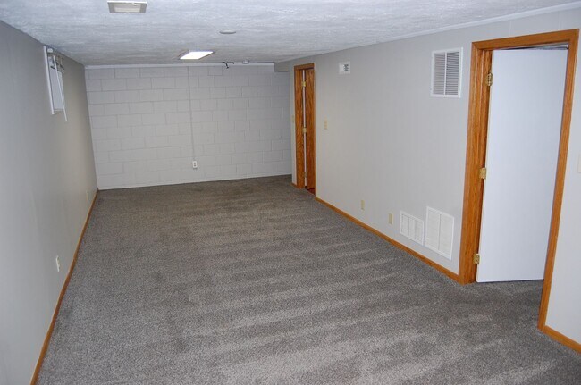 Building Photo - 4630 Starr St