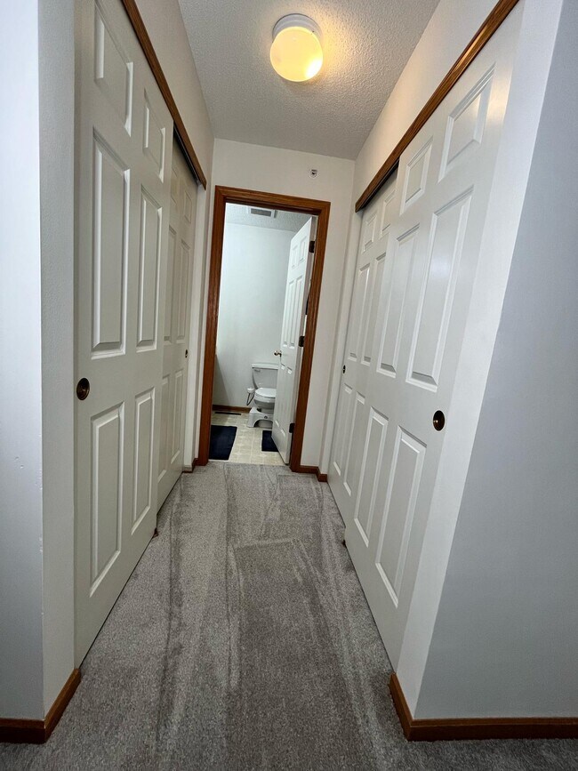 Building Photo - 5205 Holly Ln N