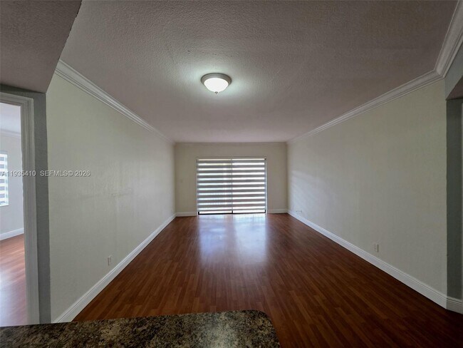 Building Photo - 8290 Lake Dr