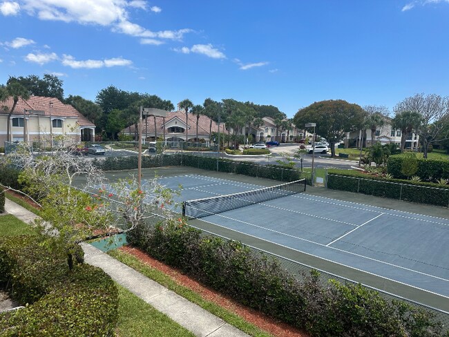 Building Photo - 815 Boynton Beach Blvd