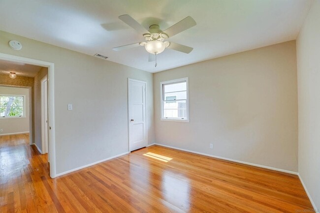 Building Photo - 719 I Ave