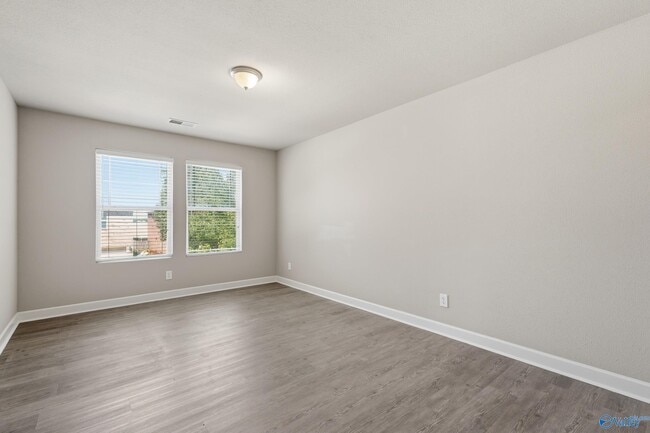 Building Photo - 113 Pitts Griffin Drive