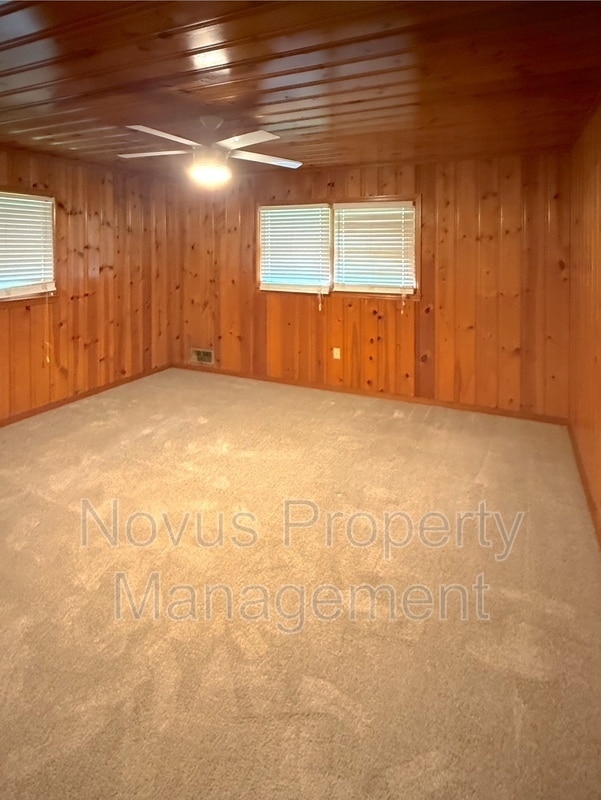 Building Photo - 150 Corinth Poseyville Rd