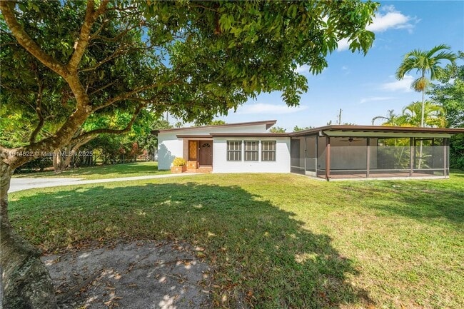 Building Photo - 10621 SW 111th St