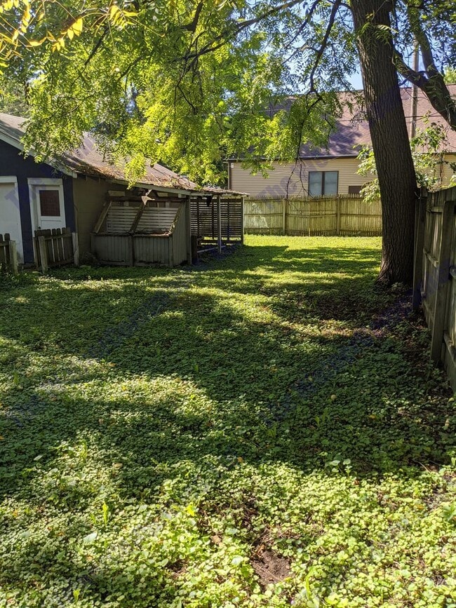 Building Photo - Available August 2026!