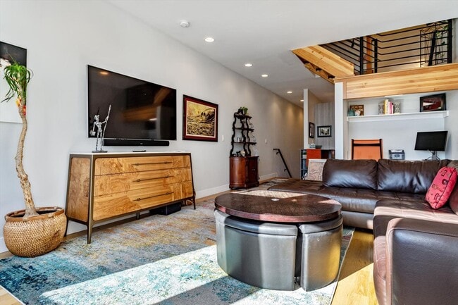 Building Photo - 4-Story 2BD, 2.5BA LoHi Townhome with Rooftop Deck