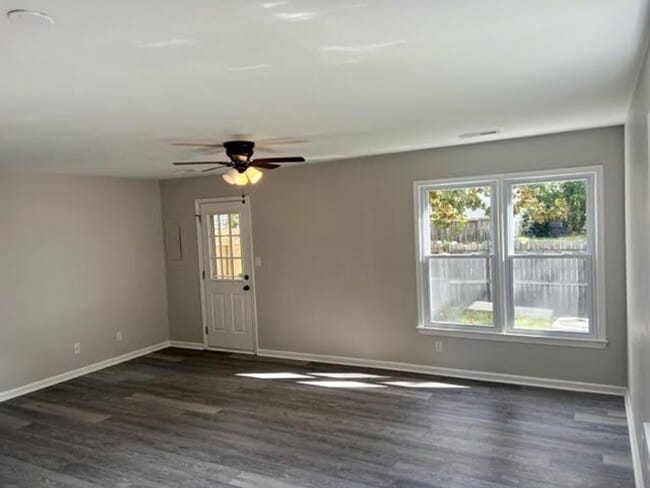 Building Photo - FOR RENT ROSEMONT AREA / VIRGINIA BEACH