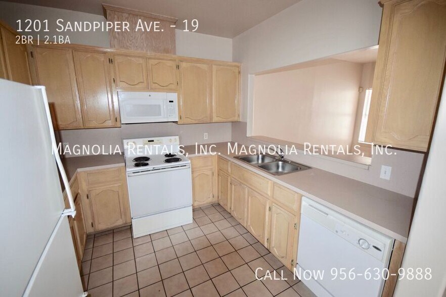 Building Photo - 1201 Sandpiper Ave