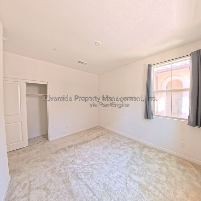 Building Photo - 16008 Jamie Ln