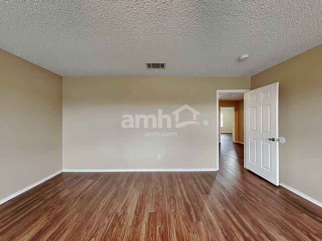 Building Photo - 7060 Milo Way