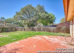 Building Photo - 922 Clearview Dr