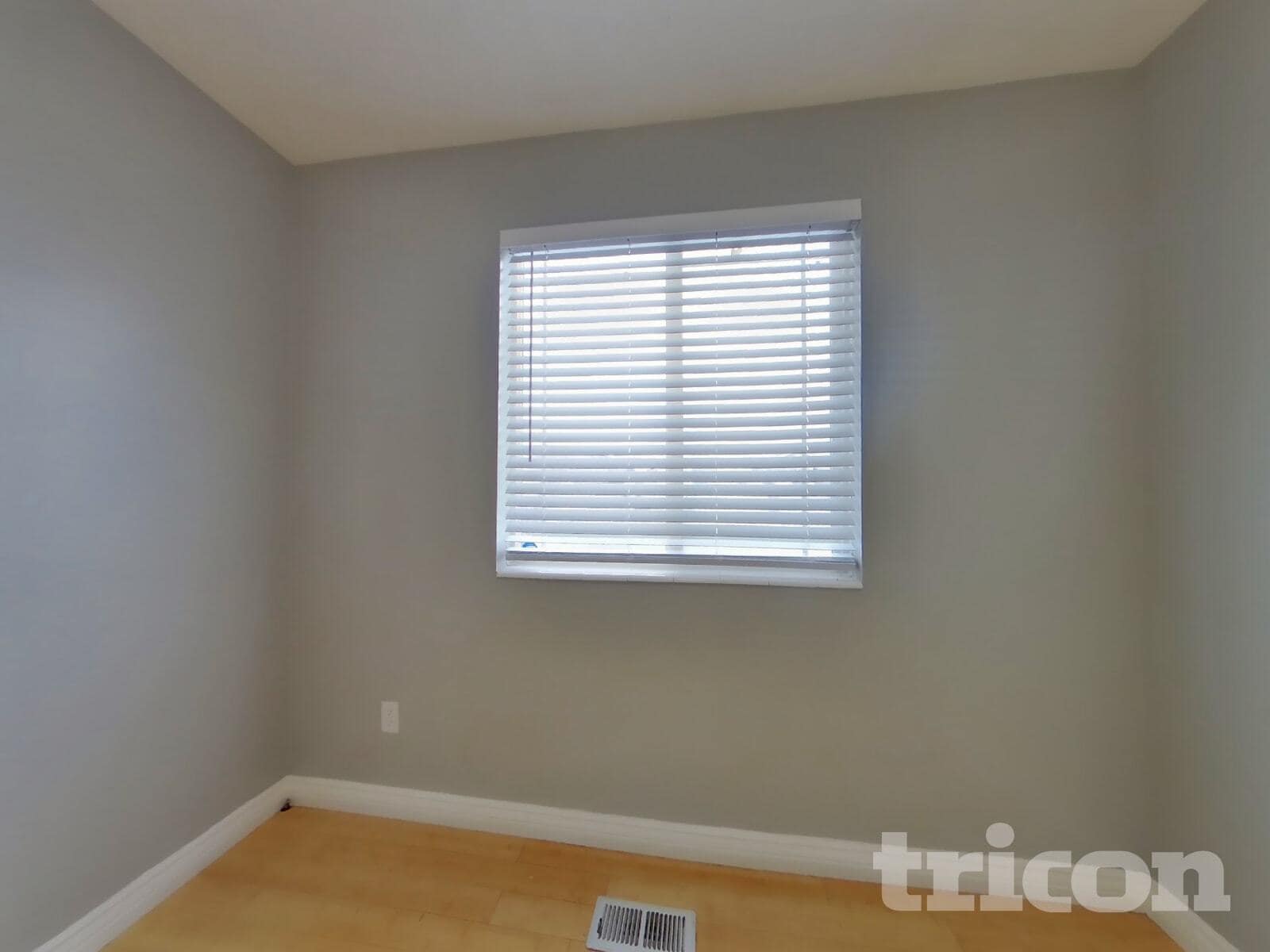 Building Photo - 1393 N 870 W