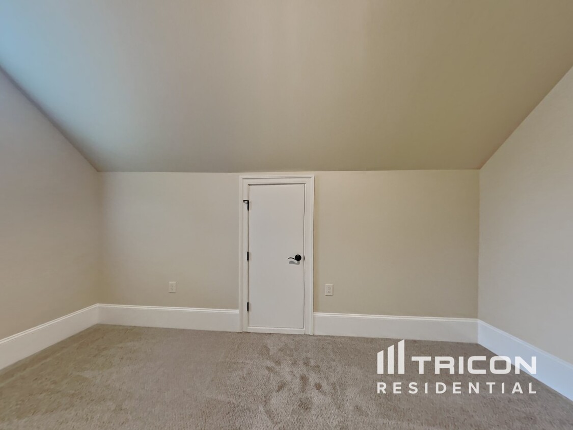Building Photo - 2907 Wynnewood Dr