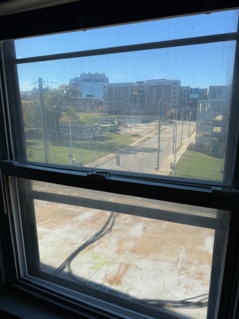 Building Photo - 3428 Harvey Ave