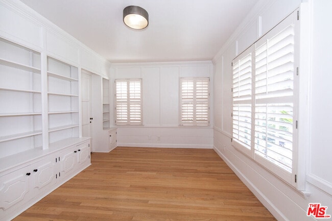 Building Photo - 3986 Hepburn Ave