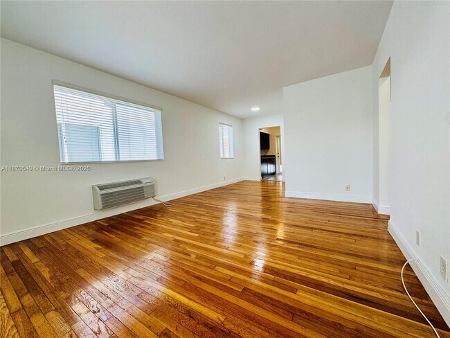 Building Photo - 330 86th St