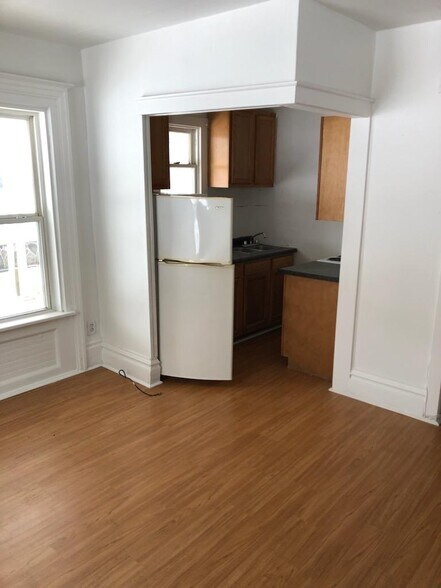 kitchen - 134 Hillsdale Street