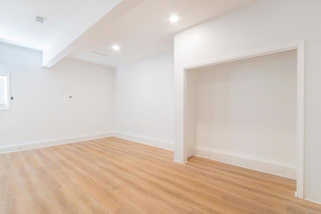 Building Photo - 593 Vista Miranda