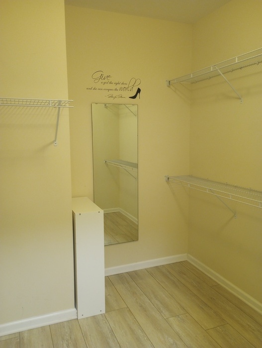 Building Photo - 8324 Tassel Ct